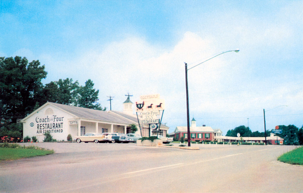 1958 Plymouth Belvedere Sport Coupe at Chesmotel Lodge and Coach & Four Restaurant in Hopkinsville, Kentucky