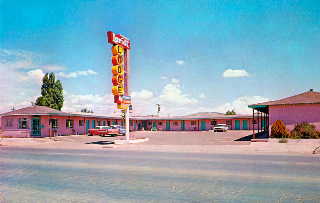 1958 DeSoto Firedome Sportsman at the Lariat Lodge in Gallup, New Mexico