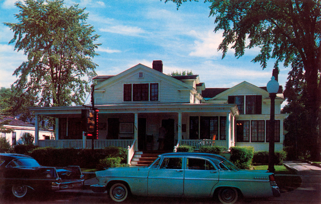 1956 Chrysler New Yorker at The Krebs Restaurant in Skaneateles, New York