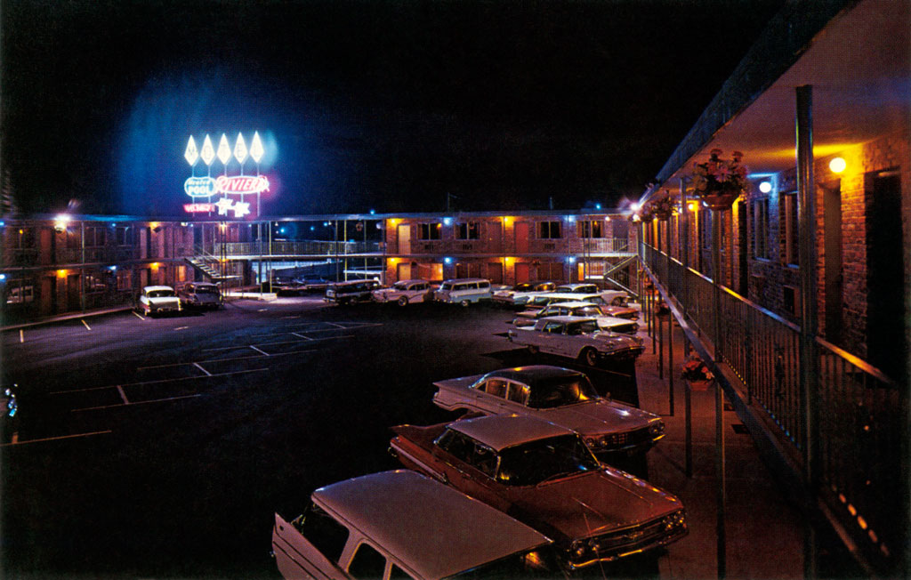 1957 Dodge Sierra at Riviera Motel in Vancouver, Washington